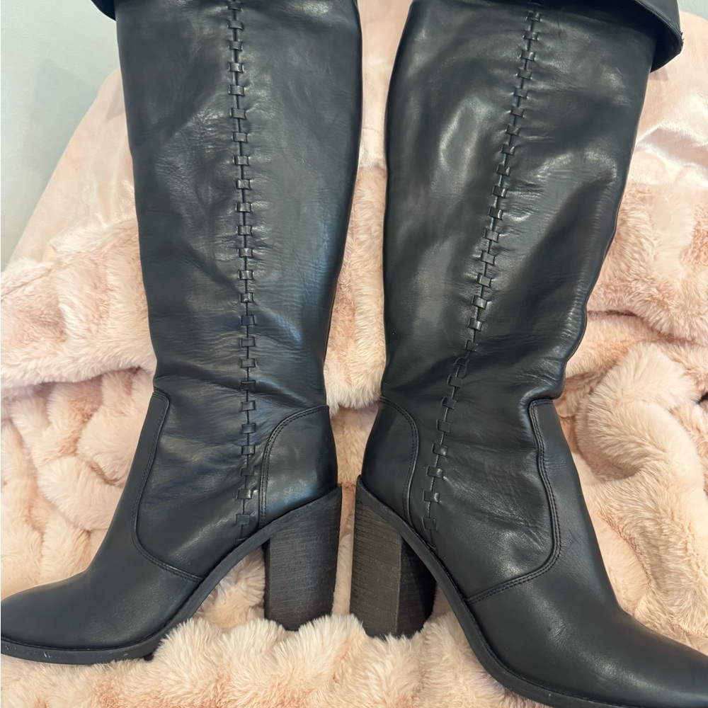Vince Camuto Black Heeled Boots